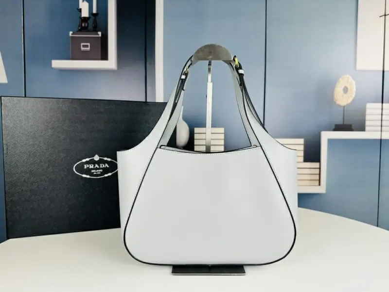 prada aaa qualite sac a main  pour femme s_12331243